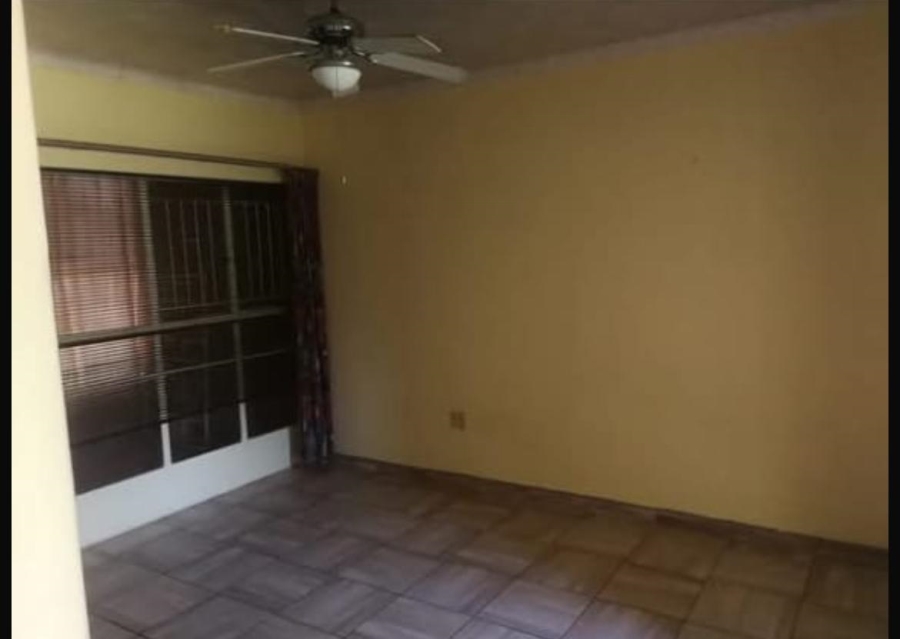 1 Bedroom Property for Sale in Randlespark North West